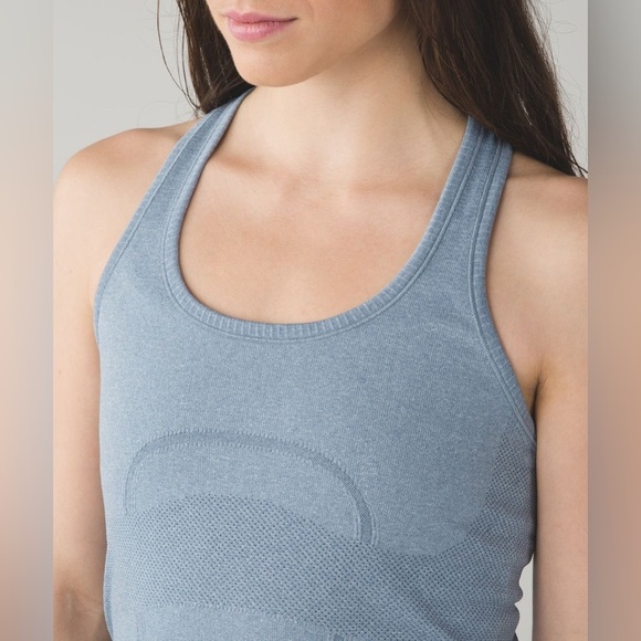 Lululemon Swiftly Tech Racerback Tank Top Heathered Blue Denim Size 4 - Picture 4 of 9